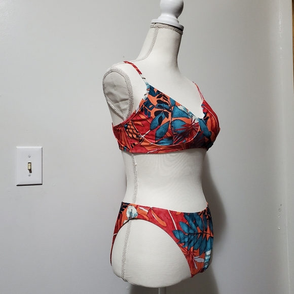 Tropical Bikini Set with Coverup - Picture 3 of 12